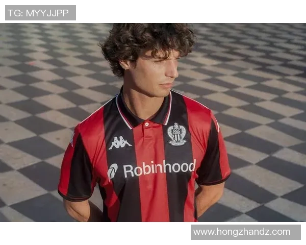 二十号球衣的传奇足球明星们与他们的辉煌故事 二十号球衣的传奇足球明星们与他们的辉煌故事