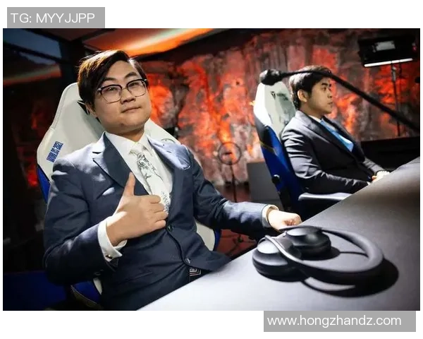 杨强专访：从职业选手到电竞教练的英雄联盟成长之路回顾