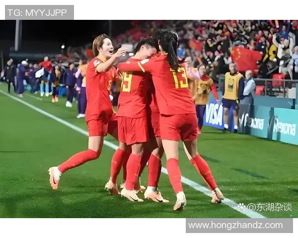 跨过整场足球的梦想与坚持在绿茵场上的奋斗与成长